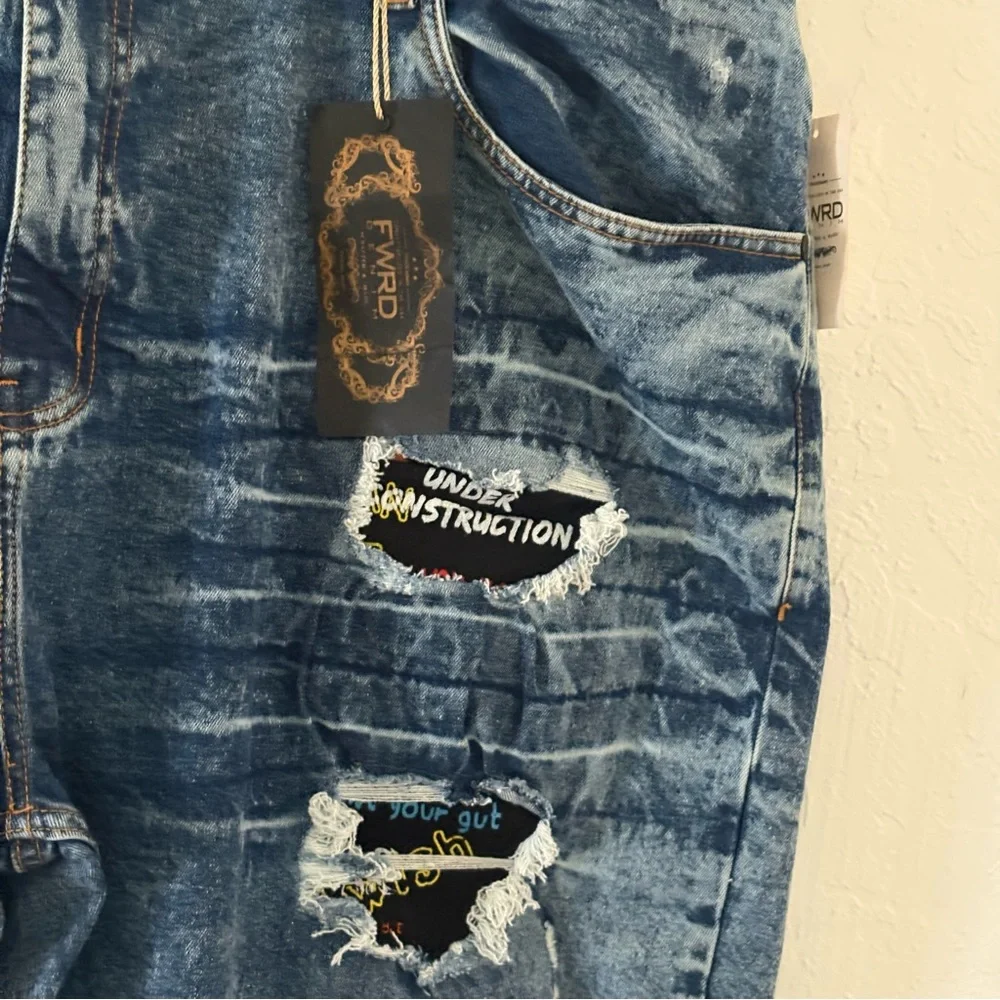 NEW‎ FWRD Denim & Co. Mens Blue Slim Fit Jeans Distressed 46x33 Graffiti Sayings